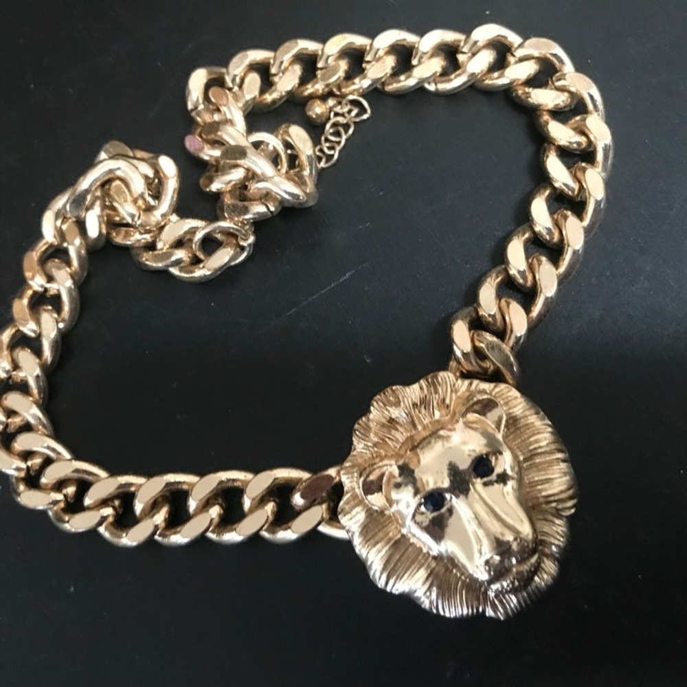Gold Lion Pendant Necklace